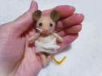 Baby muisje van caramel viltwol - 7 cm - muizenhuis - blythe, Verzenden, Nieuw