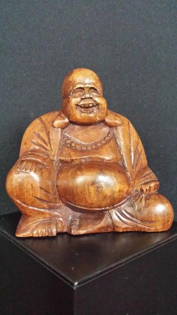 Houten BEELDJE <> Lachende BOEDDHA 9 x 9 cm. beschikbaar voor biedingen