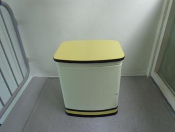 Brabantia wasmand uit de jaren 50/60 beschikbaar voor biedingen