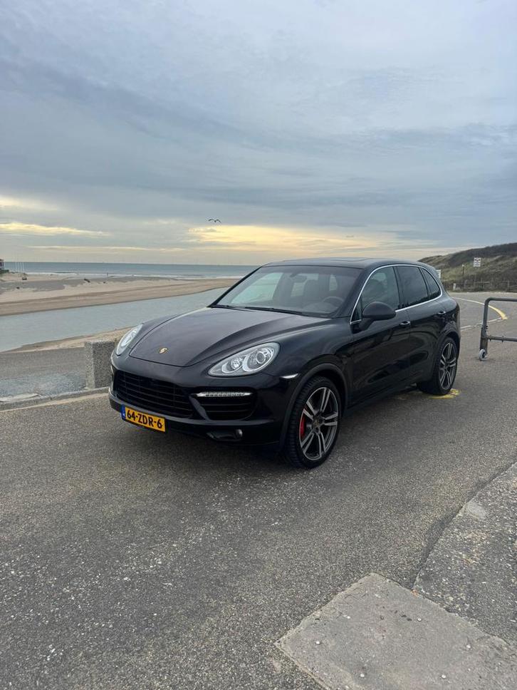 Porsche Cayenne 4.8 v8 Turbo 2011 Zwart, Auto's, Porsche, Particulier, Cayenne, 4x4, ABS, Achteruitrijcamera, Adaptieve lichten