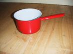 Oude rood emaille steelpan,diameter 11cm,hoogte 7 cm, Ophalen of Verzenden