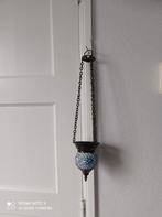 Waxinelichthouder hangend aan ketting
Leuk lampje voor waxin, Ophalen of Verzenden, Overige materialen, Minder dan 25 cm