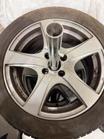 Winterbanden met LM velgen Renault Clio (2023), Gebruikt, 16 inch, Banden en Velgen, Personenwagen