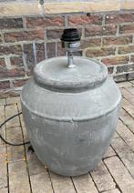 Grote betonlook lamp, Huis en Inrichting, Lampen | Tafellampen, Ophalen, Zo goed als nieuw, Minder dan 50 cm