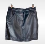 Goosecraft Donkerblauwe Leren Minirok Maat S, Kleding | Dames, Rokken, GOOSECRAFT, Zo goed als nieuw, Maat 36 (S), Boven de knie