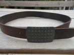Mooie bruine leren riem met een metalen gesp/ buckle, 80 tot 90 cm, Verzenden, Echt leder, Nieuw