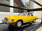 1:18 Mercedes R107 450 SL USA geel 1979 Norev 183727, Hobby en Vrije tijd, Modelauto's | 1:18, Auto, Norev, 70-72 Av. de Bohlen, Vaulx-en-Velin, 69120, France