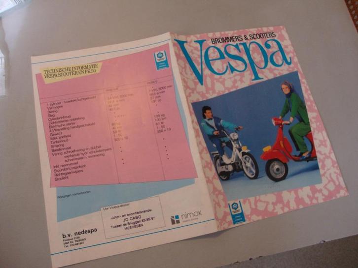 oude reclame folder Vespa brommers en scooters met info, Fietsen en Brommers, Handleidingen en Instructieboekjes, Ophalen of Verzenden
