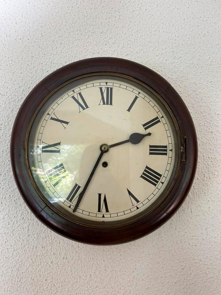 Engelse Stationsklok - 40cm Diameter, Antiek en Kunst, Antiek | Klokken, Ophalen of Verzenden