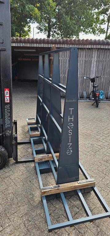 Glasbok 2stk/ vervoer kozijn glas of plaatwerk/prijs ps beschikbaar voor biedingen