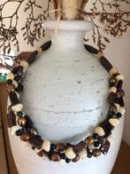 Ketting met 3 strengen  parels, parelmoer, schelp en lava, Bruin, Nieuw, Ophalen of Verzenden, Steen of Mineraal