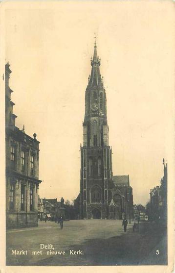 (300-440-027) Delft Markt met nieuwe kerk beschikbaar voor biedingen
