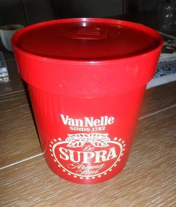 In goede staat: koffiebus van Van Nelle, Supra, felrood