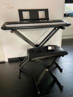 Yamaha EZ-220 Keyboard met standaard en kruk, Muziek en Instrumenten, Keyboards, 61 toetsen, Ophalen of Verzenden, Met standaard