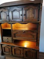 Eiken kast met nostalgische uitstraling, Gebruikt, Met deur(en), 150 tot 200 cm, Eikenhout