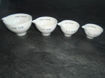 Rivièra Maison Porselein maat kommetjes Cups  beschikbaar voor biedingen