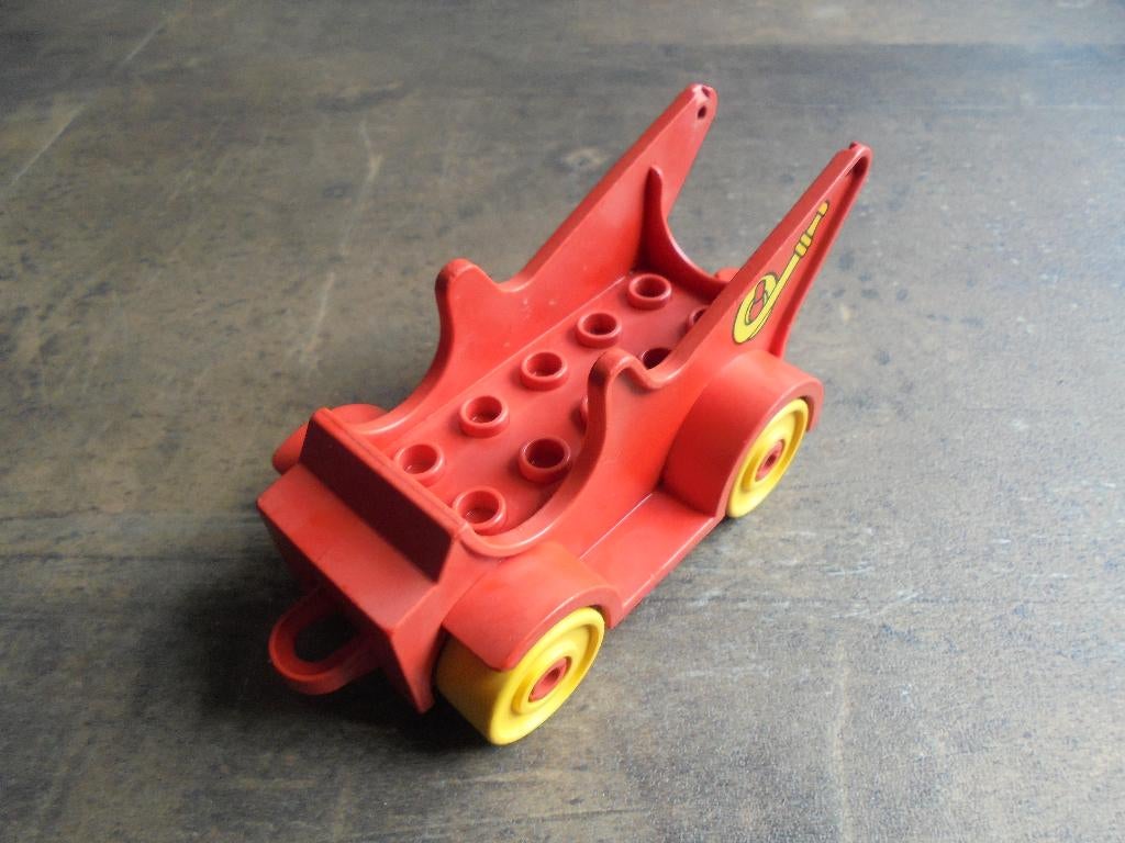 Lego Duplo Car Base 2x6 with Body Fire Pumper (zie foto's), Ophalen of Verzenden, Gebruikt, Losse stenen, Duplo