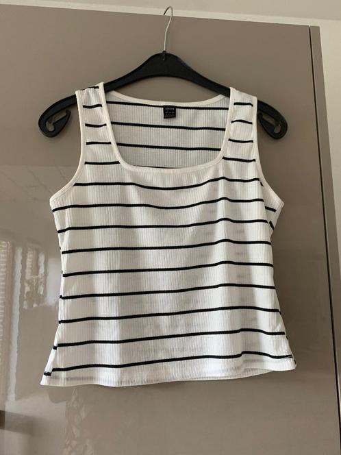 Gestreepte top, maat L, Kleding | Dames, Tops, Zo goed als nieuw, Maat 42/44 (L), Zonder mouw, Ophalen of Verzenden