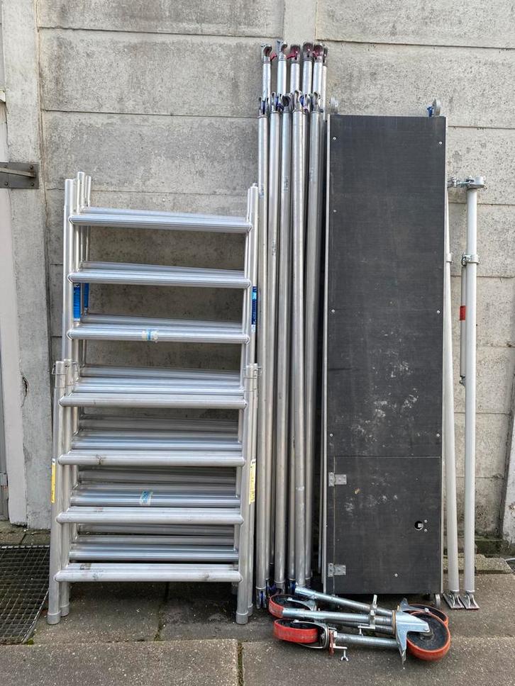 ASC/Alumexx rolsteiger 90x250x8,20 werkhoogte, Doe-het-zelf en Verbouw, Steigers, Gebruikt, Rolsteiger of Kamersteiger, 5 meter of hoger