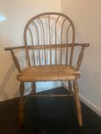 Antieke oude stoel, Ophalen