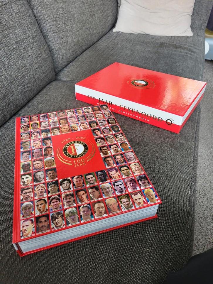 Feyenoord Jubileumboek 1908-2008, Verzamelen, Sportartikelen en Voetbal, Gebruikt, Boek of Tijdschrift, Feyenoord, Ophalen