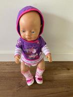 Leuk Baby Born shirt met capuchon en sneakers!, Ophalen of Verzenden, Zo goed als nieuw, Babypop