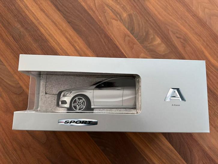 Mercedes-Benz A Klasse Sport 1:18 modelauto Norev, Hobby en Vrije tijd, Modelauto's | 1:18, Nieuw, Auto, Norev, Ophalen of Verzenden