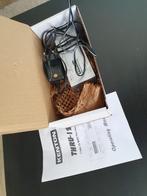 Kenton Midi Thru 12, Muziek en Instrumenten, Midi-apparatuur, Ophalen of Verzenden, Zo goed als nieuw