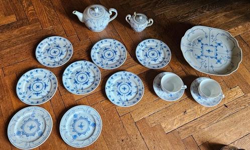 Antiek porseleinen theeservies – Friesisch Blau (handgeschil, Antiek en Kunst, Antiek | Servies compleet, Ophalen