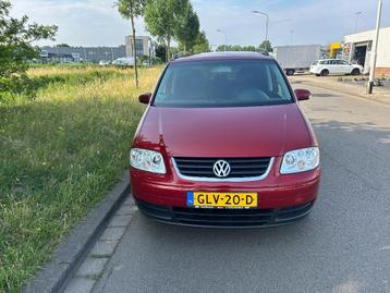 Volkswagen Touran | Airco | Cruise Control | Touch Screen  beschikbaar voor biedingen