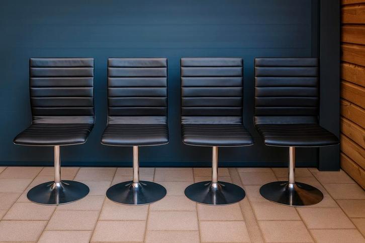 Set van 4 Zwarte Design Stoelen, Huis en Inrichting, Stoelen, Ophalen