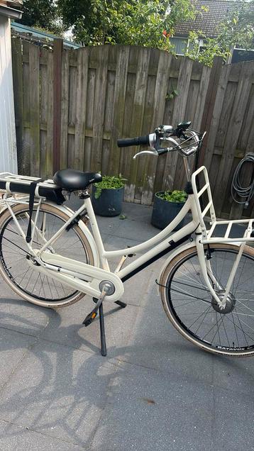ELEKTRISCHE FIETS MET 7 VERSNELLINGEN beschikbaar voor biedingen