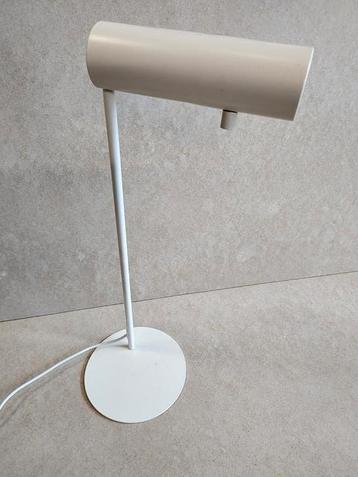 Bureaulamp, design for the people  beschikbaar voor biedingen