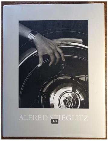 Alfred Stieglitz - Photographs & Writings  beschikbaar voor biedingen