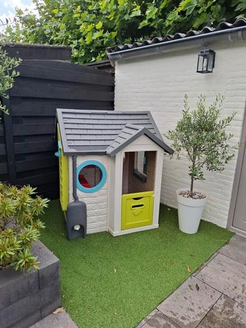 Zo goed als nieuw speelhuisje  beschikbaar voor biedingen