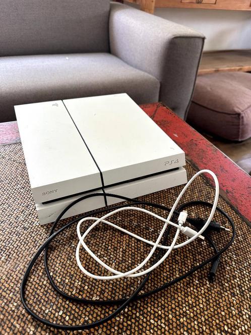 Playstation 4, Spelcomputers en Games, Spelcomputers | Sony PlayStation 4, Gebruikt, Slim, 500 GB, Zonder controller, Ophalen of Verzenden