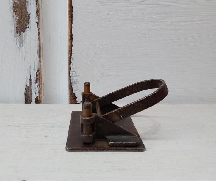 Antieke perforator, Antiek en Kunst, Antiek | Kantoor en Zakelijk, Ophalen of Verzenden