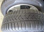 Winterbanden op velg en met wieldoppen, Auto-onderdelen, Banden en Velgen, Ophalen, Overige, Gebruikt, 15 inch