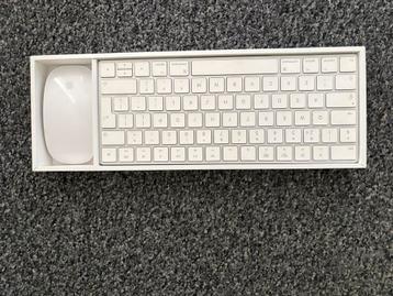 Magic Keyboard + Magic Mouse met oplaad kabel  beschikbaar voor biedingen