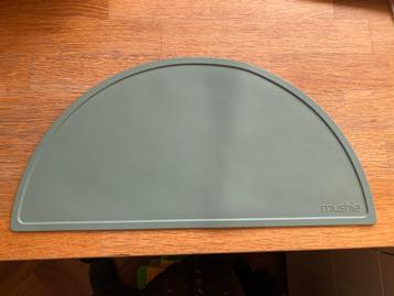 Mushie placemat beschikbaar voor biedingen