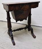 Antieke kaartafel met opbergvakken, Ophalen