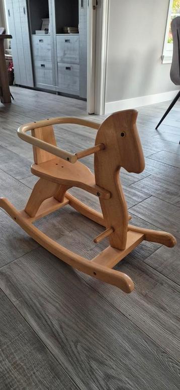Houten Hobbelpaard - Zonder Schade! beschikbaar voor biedingen