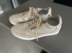 Tango sneakers, Beige, Ophalen of Verzenden, Sneakers of Gympen, Gedragen