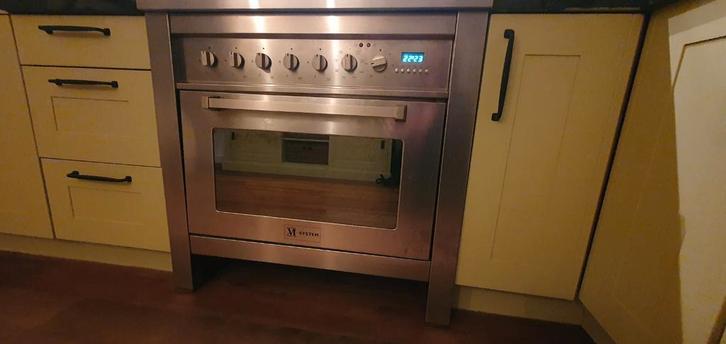 Fornuis M System, Witgoed en Apparatuur, Fornuizen, Gebruikt, Vrijstaand, 5 kookzones of meer, 90 tot 95 cm, 60 cm of meer, Ophalen