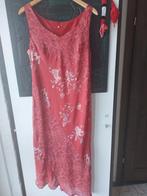 Elegante Rode Jurk met Bloemenprint maat 46, Kleding | Dames, Jurken, Maat 46/48 (XL) of groter, Ophalen of Verzenden, Onbekend