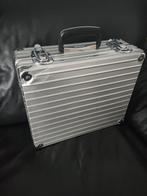 Rimowa aluminium koffertje, Gebruikt, Minder dan 50 cm, Ophalen of Verzenden, Metaal