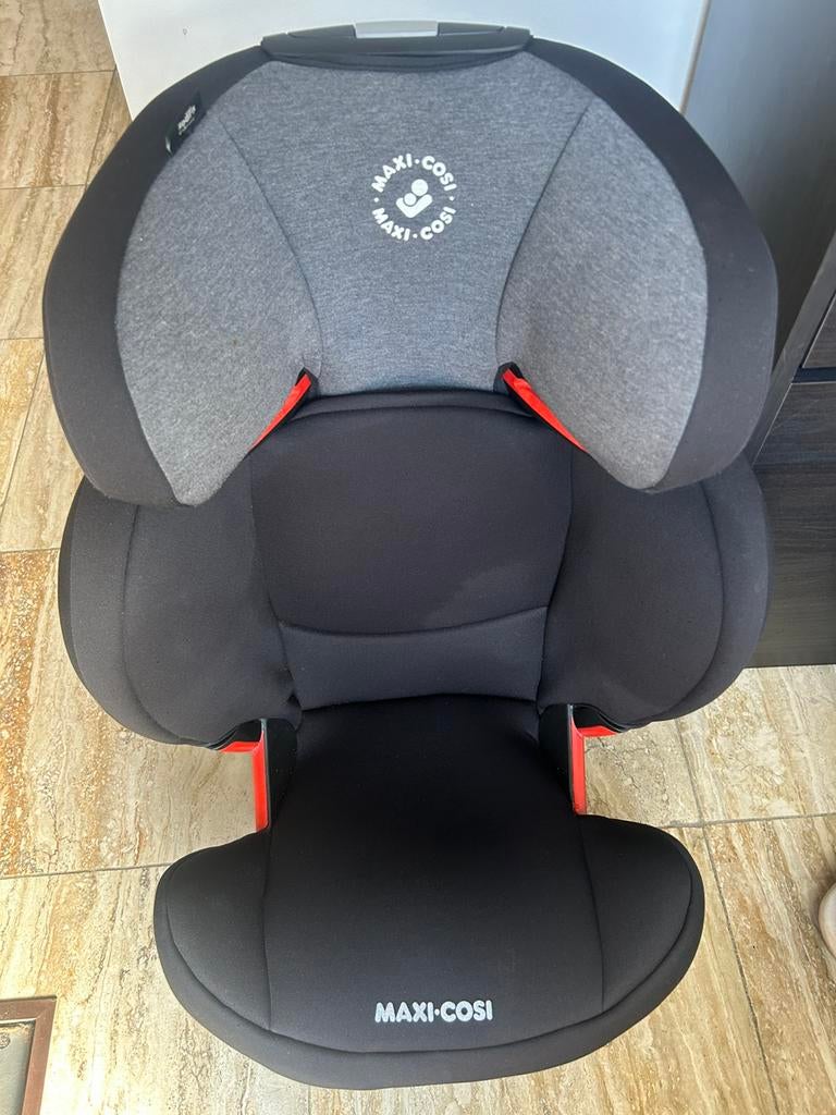Maxi-Cosi Rodifix Car Seat with ISOFIX (15–36 kg), Ophalen, 15 t/m 36 kg, Zo goed als nieuw, Isofix