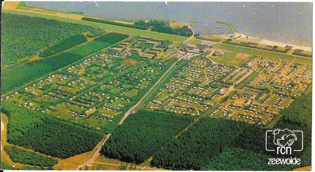 Ansichtkaart	Zeewolde	RCN Luchtfoto, Verzenden, 1980 tot heden, Gelopen, Flevoland