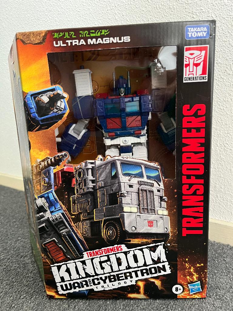 Transformers Kingdom Ultra Magnus MISB nieuw in de doos, Verzamelen, Transformers, Overige generaties, Ophalen of Verzenden, Nieuw