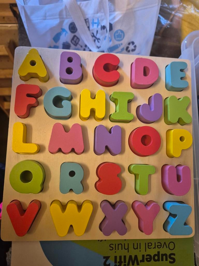 Houten ABC puzzel met gekleurde letters, Ophalen, Zo goed als nieuw, Taal en Lezen
